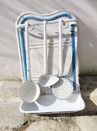  ÉGOUTTOIR A LOUCHES EN TÔLE EMAILLEE