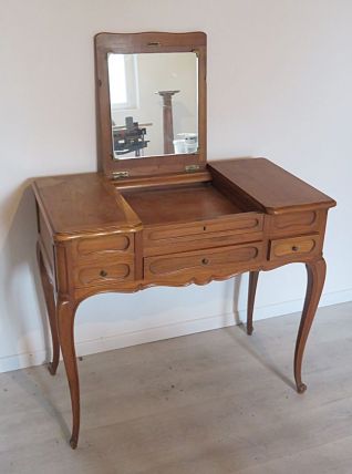 COIFFEUSE A ABATTANTS