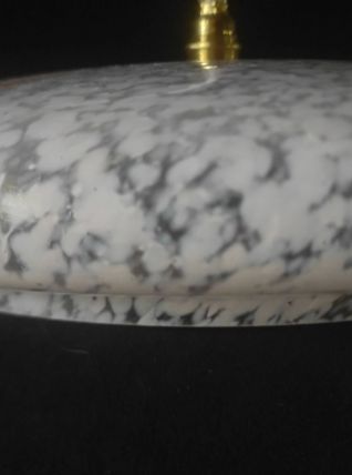Globe blanc verre de Clichy