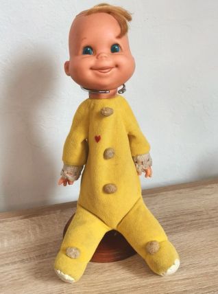 Ancien bébé booful jaune Mattel 1970