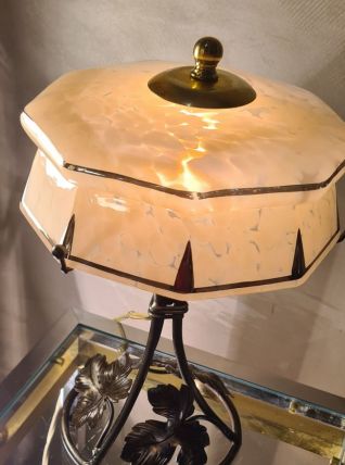 tres belle art deco fer forgé et son  abat jour  verre moulé