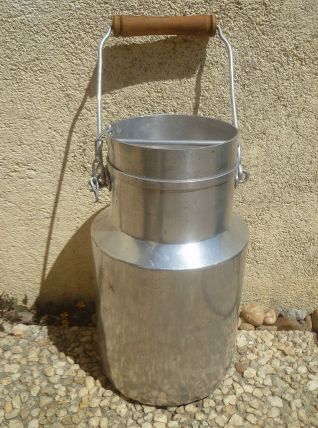 bidon , broc en alu , vintage