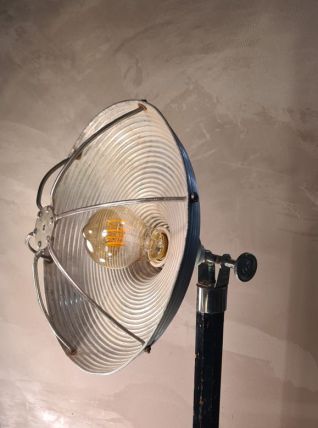 lampe d atelier  en alu et fonte, nicklé 1930 a 40   ,,,45x2