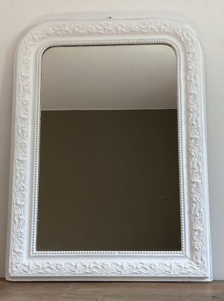 Miroir Louis Philippe fin 19ème. Blanc. 90x65.