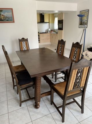 Belle table bretonne en chêne massif + 6 chaises assorties 