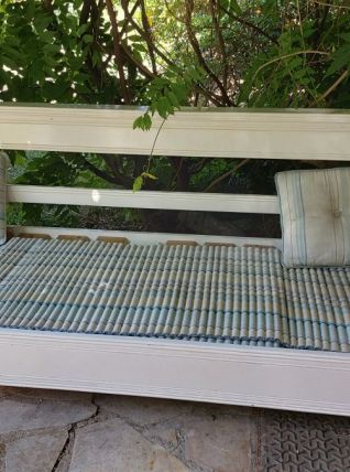 banquette/canapé en bois peint en blanc vendu sans matelas