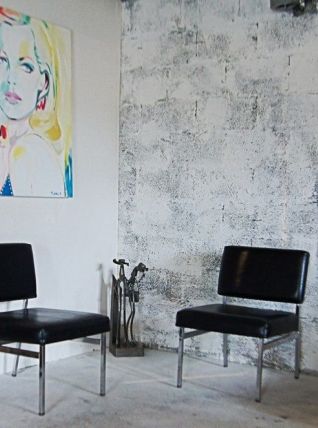 Paire de chauffeuses en acier et sky années 70'S