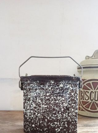 Boite à lunch/boite hermétique émaillée vintage