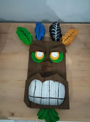 Figurine/ masque DIY Aku Aku Bois jeu video Crash Bandicoot