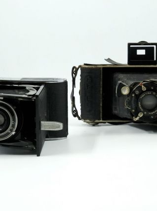 Lot de 2 appareils à soufflets Agfa et Voigtlander