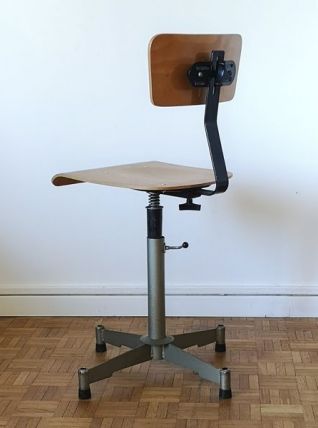 Chaise d'atelier vintage