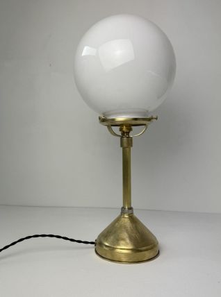ANCIENNE LAMPE A POSER LAITON ET OPALINE VINTAGE