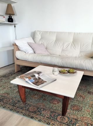 Table basse carré couleur crème 