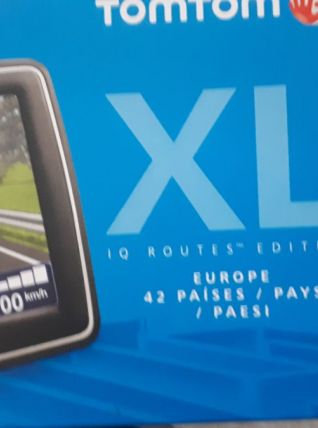 Gps tomtom xl europe 42 pays iq route edition  boite  cable