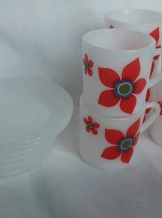 6 tasses a cafe et soucoupes arcopal 