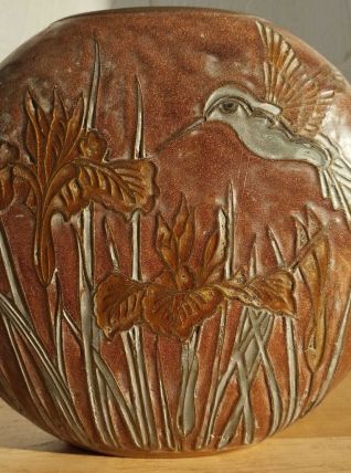 Ancien vase en laiton cloisonné, décor iris / colibri
