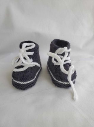 Chaussons baskets Gris Souris laine layette, fait main 0-3 m