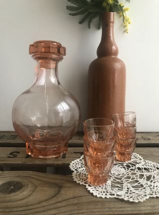 Carafe et 6 shooters rose assorties 