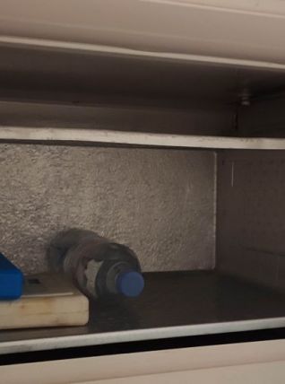 Réfrigérateur marque "frigidaire" année 60 en état de marche