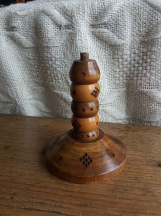 Pied de lampe en bois tourné artisanal