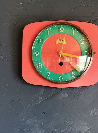 Horloge formica vintage pendule silencieuse "FFR Morbier"