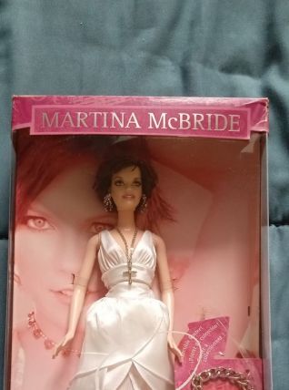 Martina McBride poupée barbie de collection