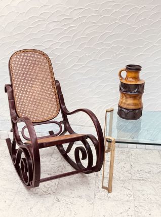 Fauteuil à bascule en bois