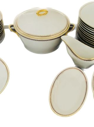 Service porcelaine L.Lorioux à Foëcy 