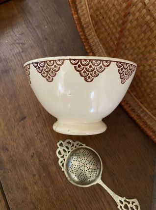 Bol de ferme sur pied terre de fer style art déco.