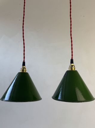 LOT 2 SUSPENSIONS ATELIER CONIQUES VERTES  