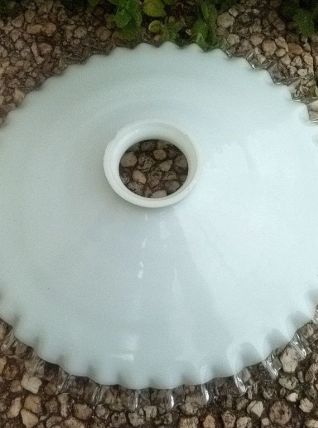 suspension  opaline  blanche , vintage