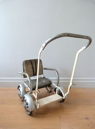 Poussette rétro années 50