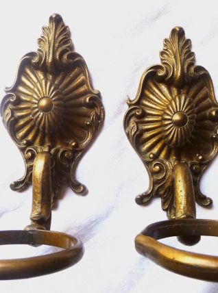 2 porte gobelets  en bronze , vintage