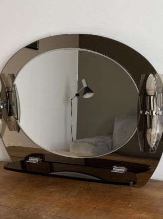 Miroir Veca  2 appliques  et tablettes. Italie. 1970