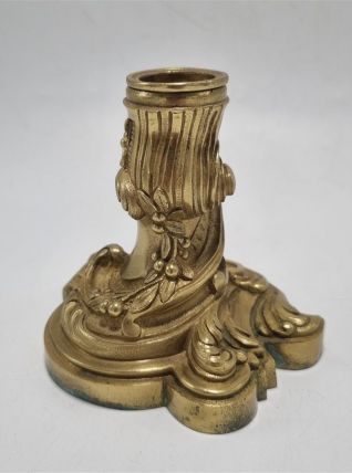 Bougeoir en bronze