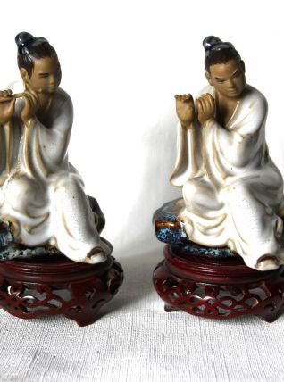 Lot de 2 joueurs de flute, musiciens asiatiques vintage