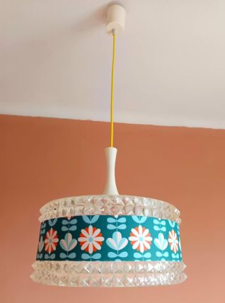 Suspension en plexiglas et fleurs vintage 1970 