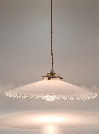 Suspension en opaline blanche