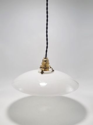 Suspension en opaline