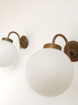 Paire d'appliques col de cygne doré 