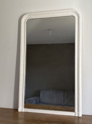 Miroir Louis Philippe fin 19ème. Blanc. 145x90.