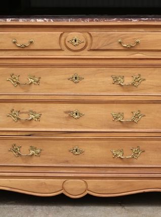 Magnifique commode en noyer L. GENIN (Marseille). Vers 1900.