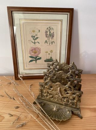 Ancien porte courrier ou lettres en bronze massif.