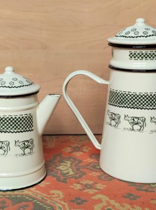 Cafetière et théière en tôle émaillée (Geneviève Lethu)