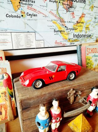 Ferrari 250 GTO Burago Racing 1/18 – Modèle réduit