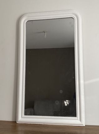 Miroir Louis Philippe fin 19ème. Blanc. 140x82.