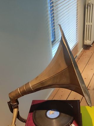 Gramophone phonographe 1946