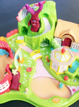 Village Polly Pocket aimanté vintage incomplet
