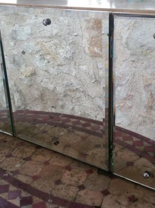 Armoire a pharmacie vintage