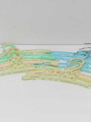 Cintres bambi vintage